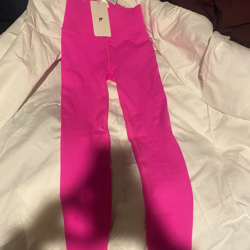 Bright pink fabletics leggings